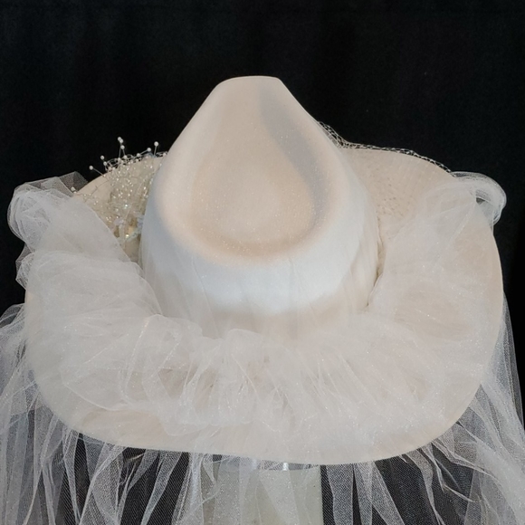 Bailey 7 1/8 western wedding bridal hat - Picture 4 of 13